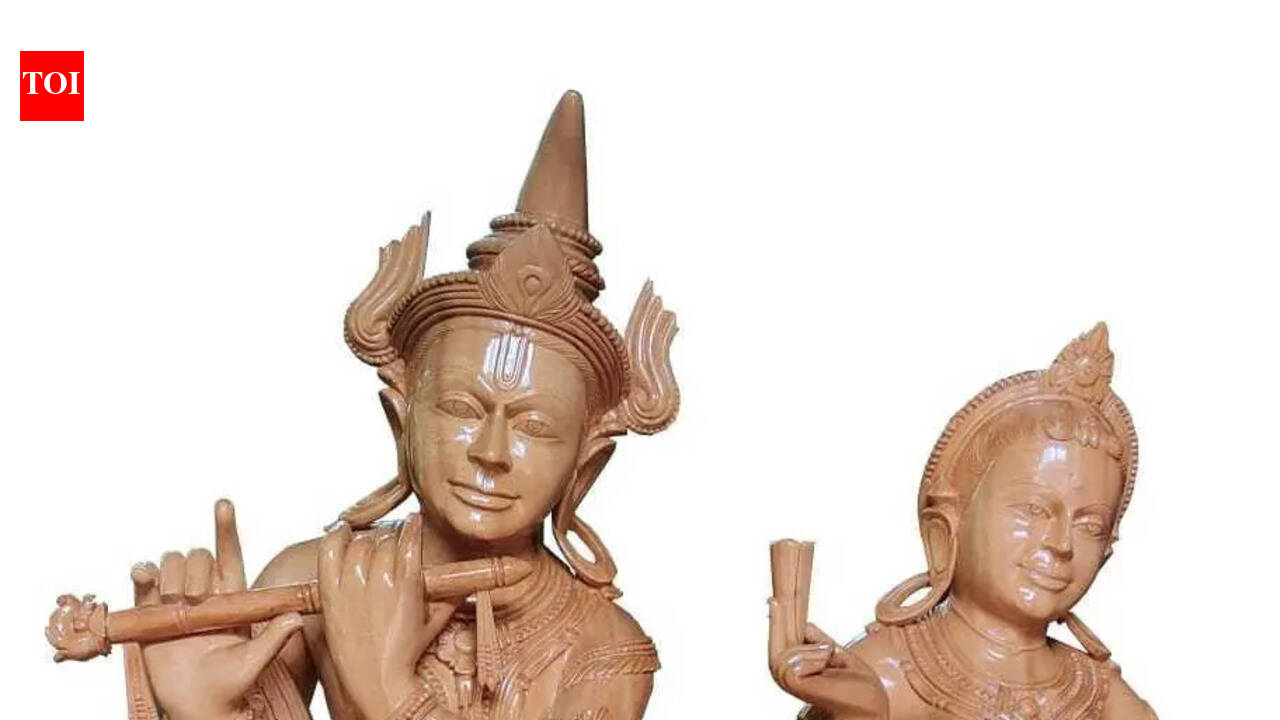 Woodcarver’s mission to save age-old craft from extinction
