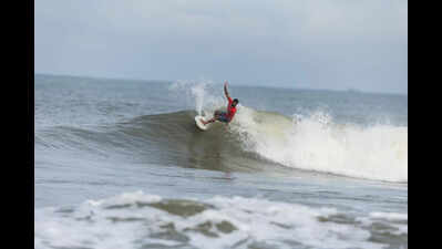 Surfers ride the challenge in action-packed Day 2 contests