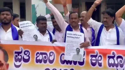'Karnataka needs a Dalit CM': Dalit group stages protest, demands G Parameshwara as next CM