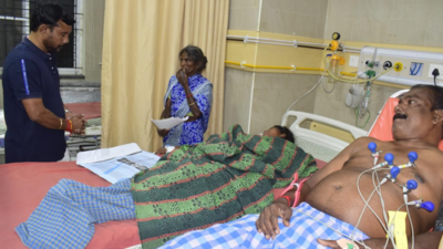 Minister conducts surprise night inspection at Coimbatore Medical College Hospital
