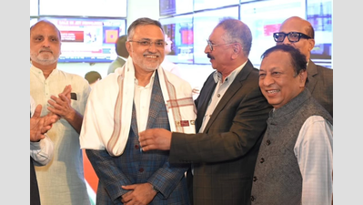 Gujarat textile traders look to spin profits for festival, winter seasons at Fabexa in Gandhinagar
