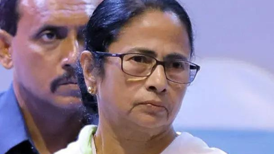 Complaint against Mamata, others for Eid 'violations'
