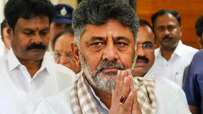 DK Yes: Citing fuel price hike and traffic jams, Shivakumar opts for low-key ceremony