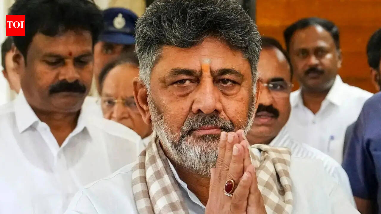 DK Yes: Citing fuel price hike and traffic jams, Shivakumar opts for low-key ceremony