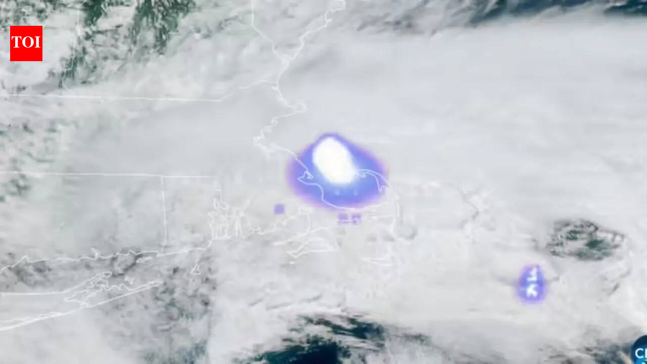 Watch: House-shaking meteor explodes over northeastern US, unleashes 300-ton TNT blast