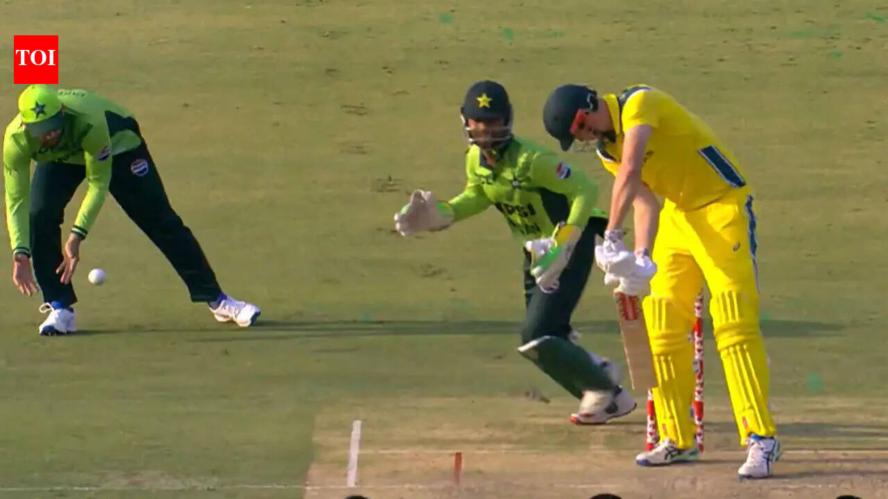 IPL's Rs 25.20 crore star flops in Pakistan; dismissed for a duck - WATCH