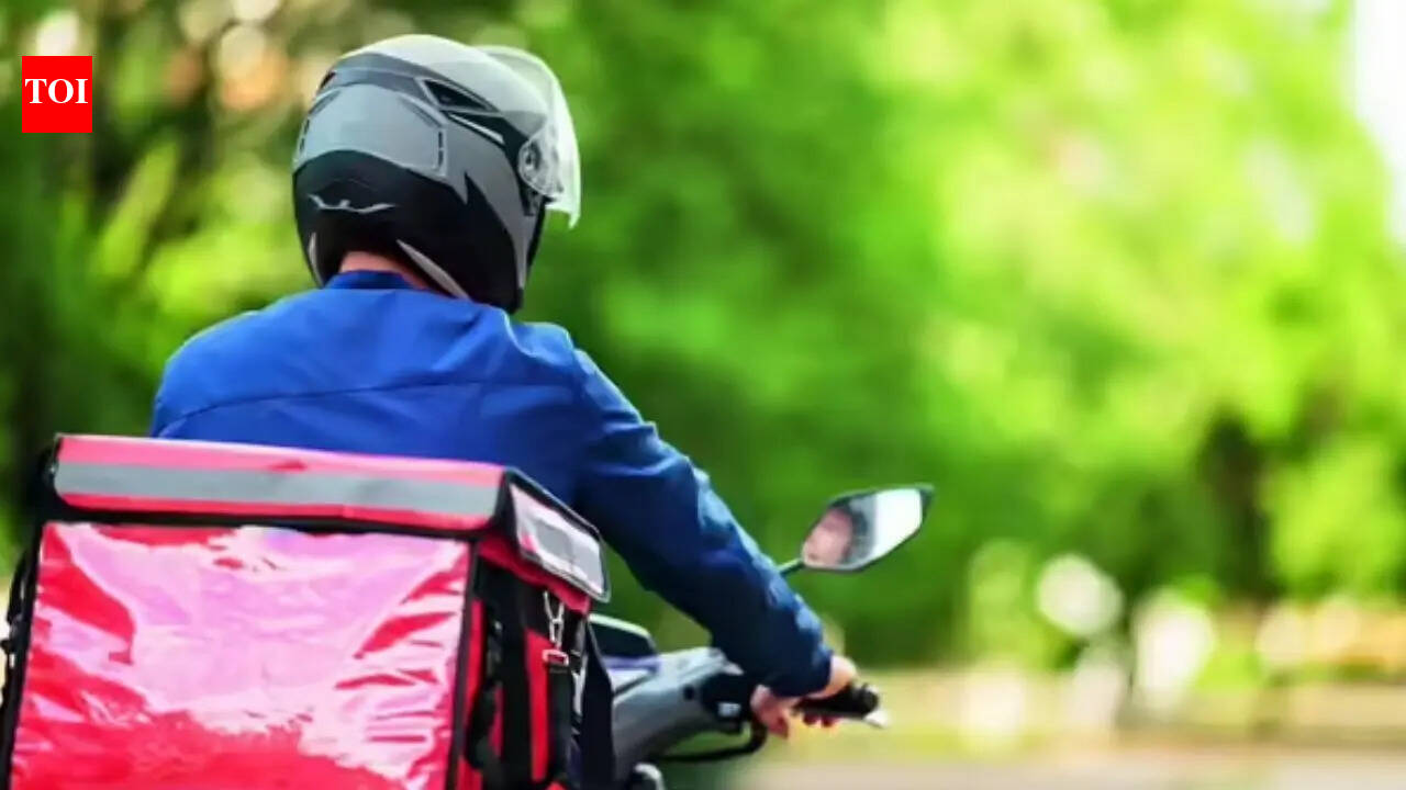 Delhi shocker: Delivery executive delivers vibrator, tells woman, ‘Why this? Use me instead’