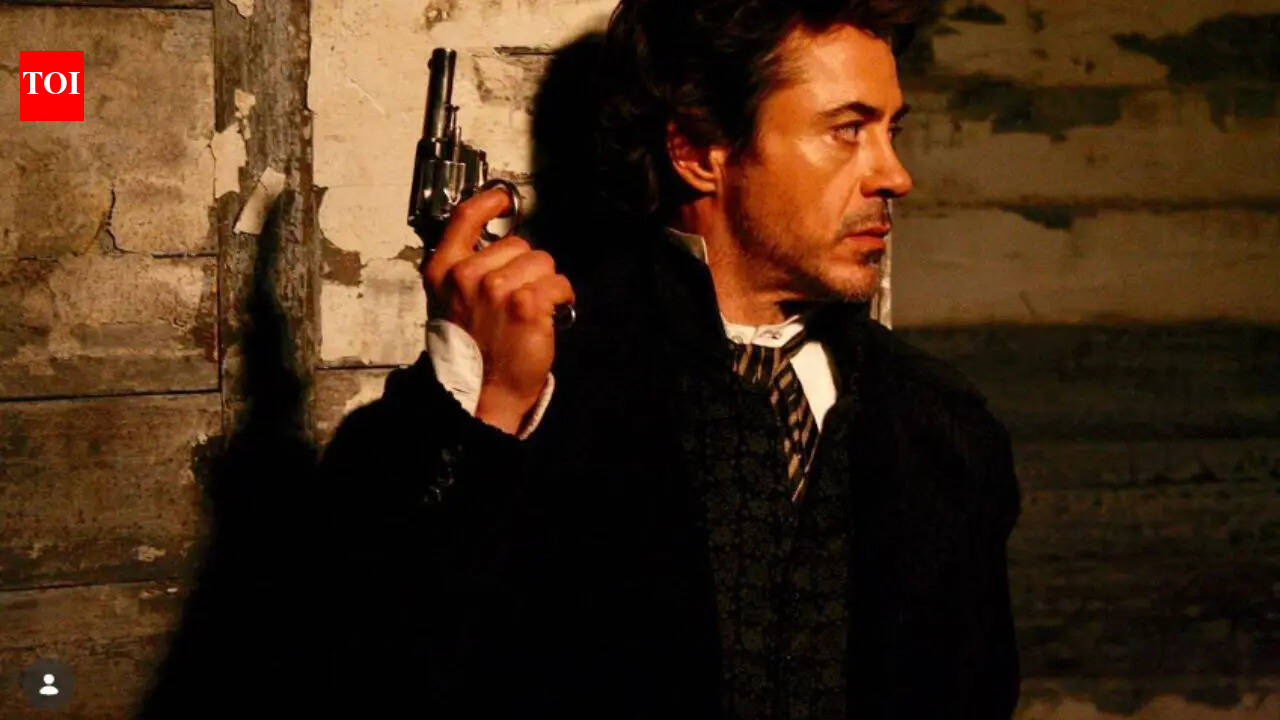 5 times Robert Downey Jr. inspired us to practice yoga