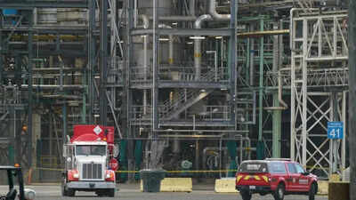  Death toll rises to 11 after missing workers found
