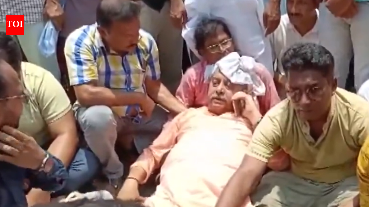 After attack on Abhishek Banerjee, TMC MP Kalyan Banerjee 'targeted' in Hooghly
