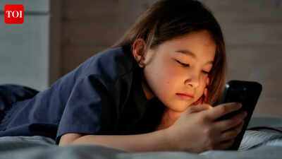 UK social media ban for under-16s: What happens to kids if Britain takes  ‘drastic’ measures?