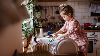 8 simple ways to support independence at home for children