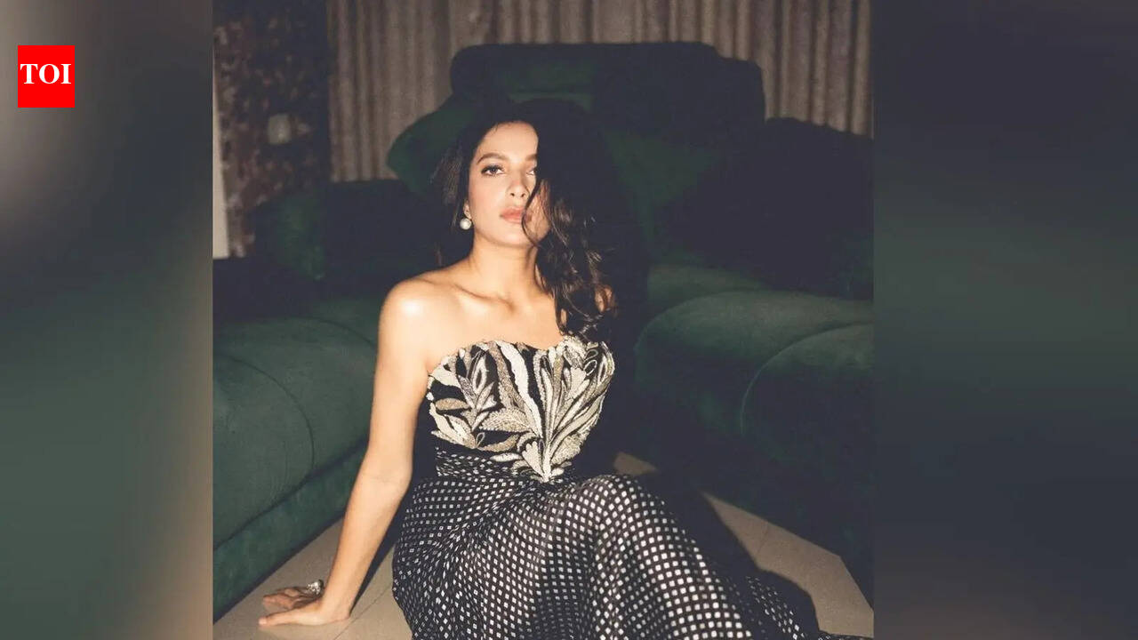 Subhashree Ganguly turns heads in a stunning monochrome look; fans can't get enough