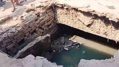 Admit cards damaged, over two dozen BEd candidates injured as drain cover collapses outside Kanpur exam centre