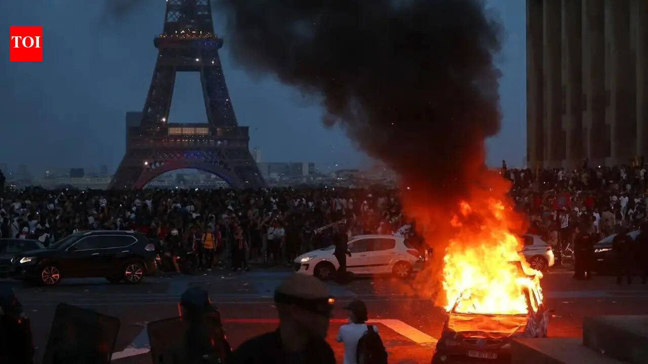 Riots, vandalism, death &amp; 780 arrests: PSG's Champions League win celebrations turn violent across France