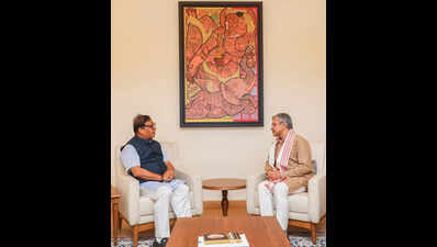 CM, Union railway min discuss connectivity, passenger amenity plans for Assam