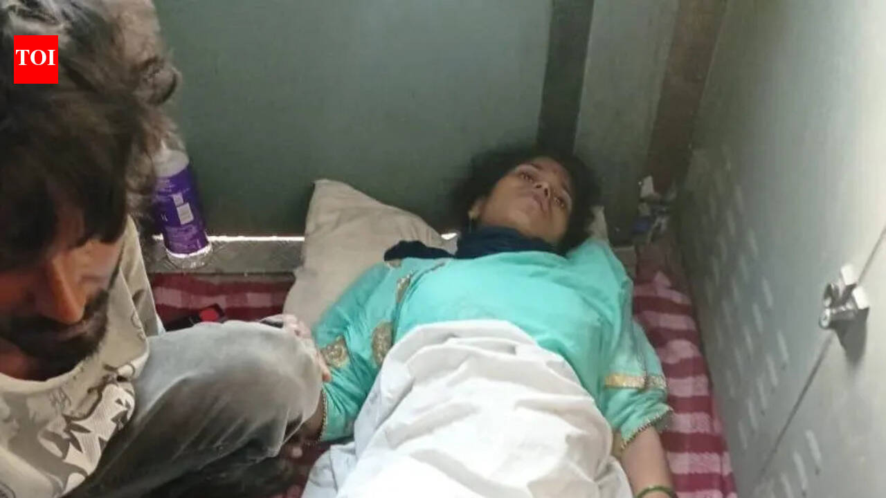 Central Railway staff assist safe delivery of baby boy in LTT-Dibrugarh Express