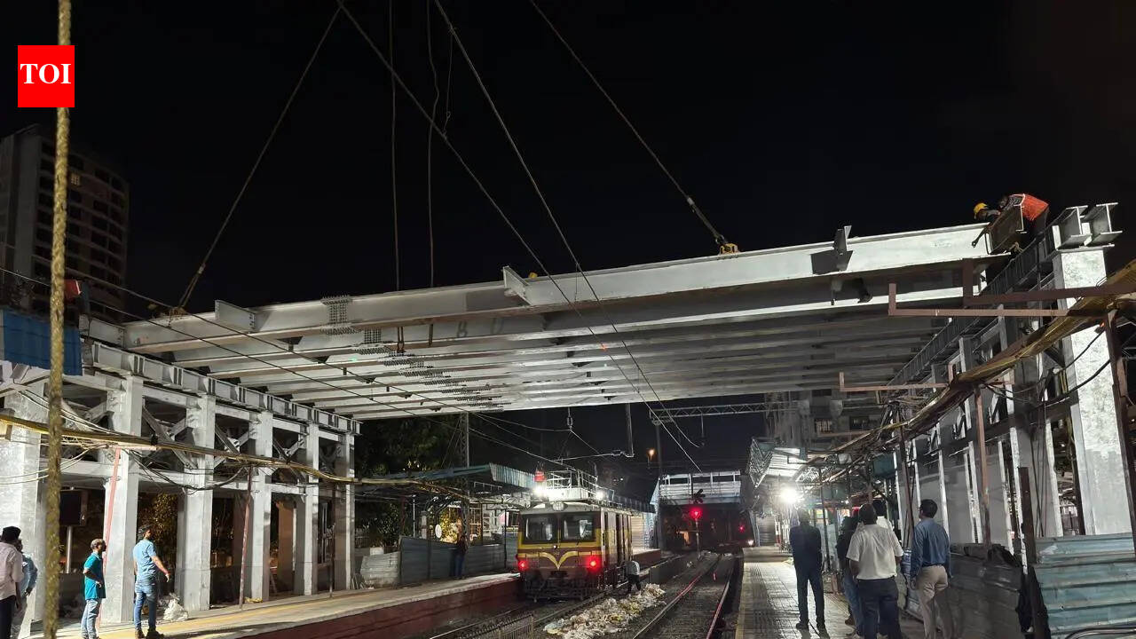 Girders launched for new FOB at Marine Lines station amid major block