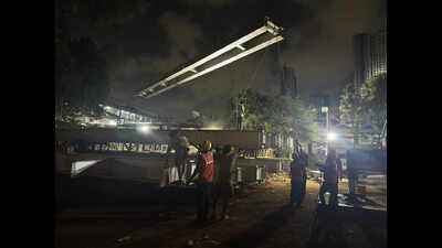Girders launched for new FOB at Marine Lines station amid major block