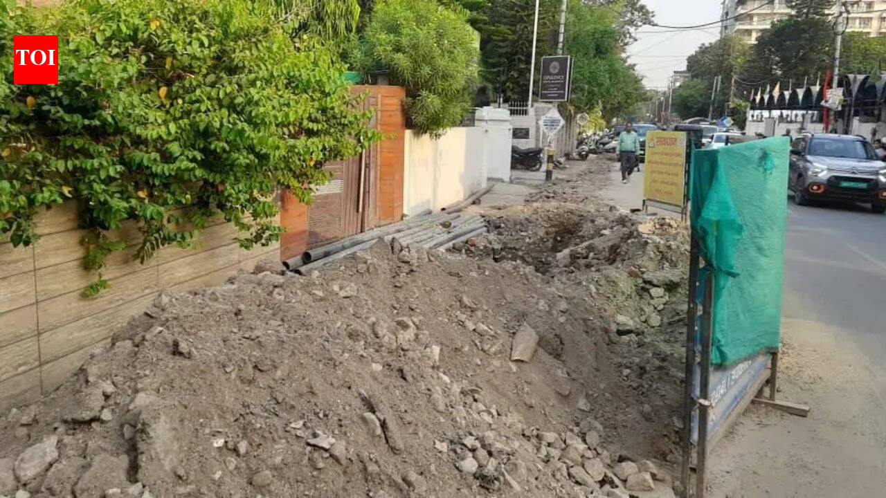 Dug-up roads, delays frustrate residents as cabling work drags on in Doon