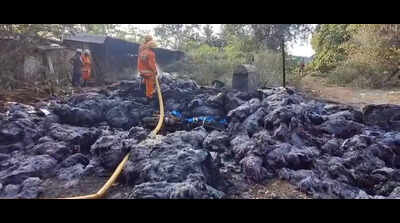 Fire destroys illegal scrapyard at Dhavali