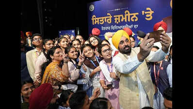 Topper’s plea for friends prompts Punjab CM to scrap age-based ranking
