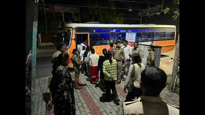 Cross-border job syndicate busted; 10 arrested,453 Nepalese youths rescued from Kushinagar