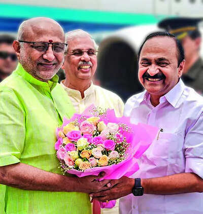 Kerala plans CBI probe into ADM suicide case