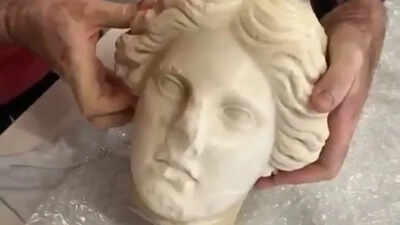 2,000-year-old Roman marble bust found on Alicante beach may depict the goddess Venus