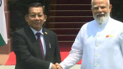 Prime Minister Narendra Modi meets Myanmar's President U Min Aung Hlaing