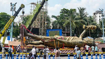 Months after Lionel Messi unveiled it, Kolkata takes down his 70-foot statue; here's why