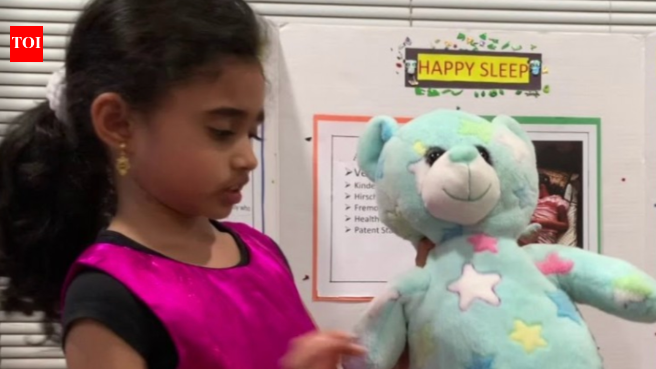 A 5-year-old girl from California invented a plush doll that simulates breathing and warmth at bedtime