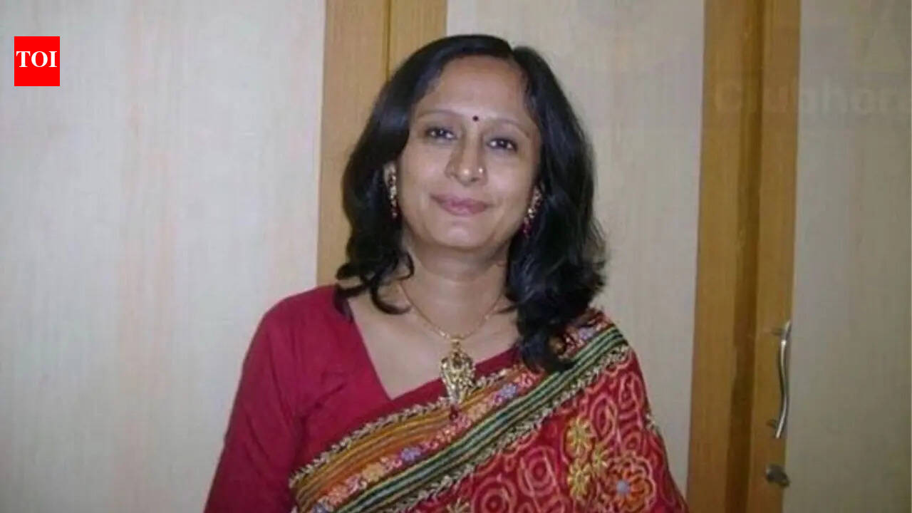 52-year-old ex-teacher cracks CA exam; makes her father's 75th birthday unforgettable with a heart-melting gift