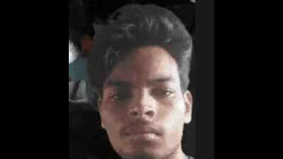 Two killed after trucks hits two-wheeler in Hazaribag
