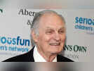 Alan Alda shares his struggles with aging and Parkinson&rsquo;s disease