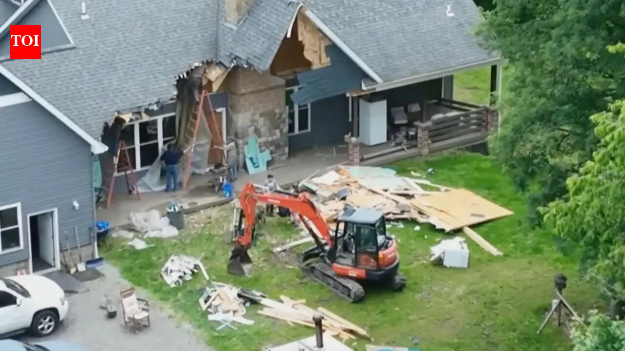 'If it’s over, I’ll tear the house down': Drunk US man demolishes family home after wife says marriage is over