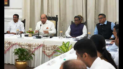 Guv asks varsities to fix teaching gaps before new session, steps up faculty firing