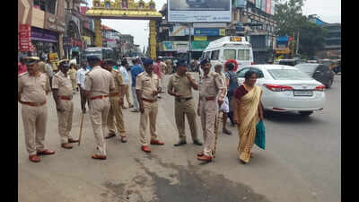 DMK’s first family leaves Kodagu under tight security