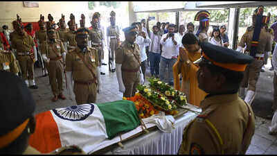 Suman Kalyanpur laid to rest with full state honours