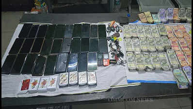 26 persons arrested for gambling