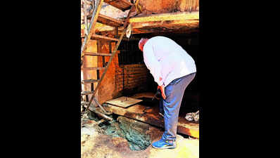 Toxic gas kills 3 in Ludhiana factory tank.