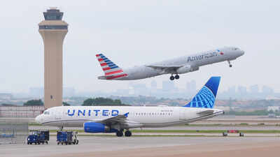 A four-letter name of Bluetooth speaker makes United Airlines flight return to Newark airport after 4 hours and 24 minutes in the air