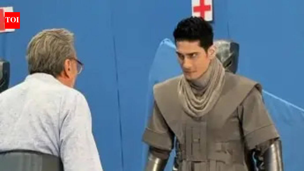 Prateik Smita Patil shares BTS of his alien supervillain avatar in Jackie Shroff’s ‘The Great Grand Superhero’