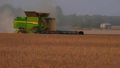 US farmers get tariff relief as Trump blames Iran war for rising costs