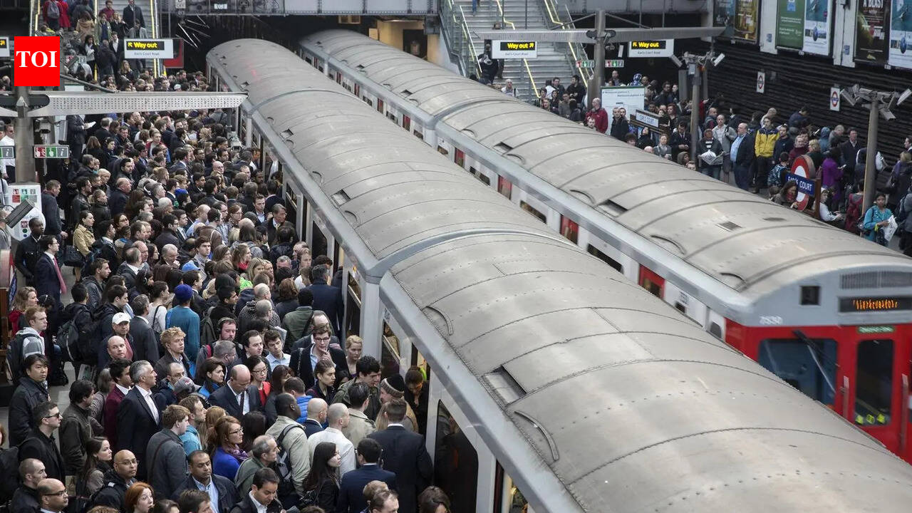 London tube strike underway as major travel disruption hits capital
