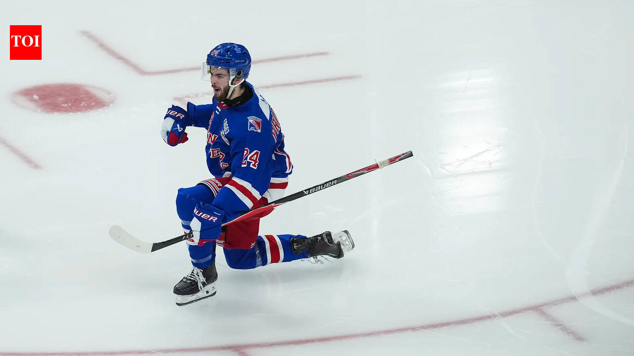 Chicago Blackhawks trade Jack Pridham rights to Tampa Bay Lightning before NHL signing deadline | NHL News