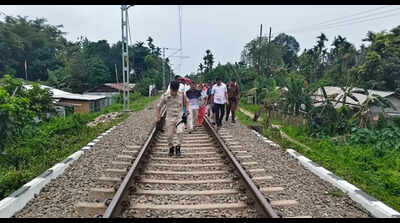 RUB assurance ends prolonged protest over Na-Ali Habichuk railway crossing in Jorhat