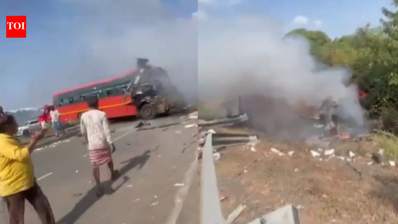 7 killed, 40 injured as 2 Maharashtra buses collide near Surat; PMO announces Rs 2 lakh ex-gratia