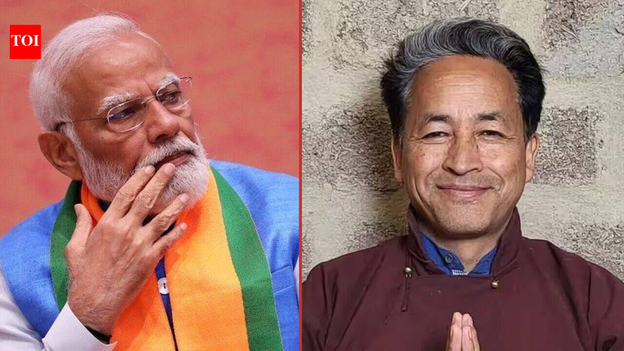 Sonam Wangchuk To Join Cockroach Janata Party's Delhi Protest If Education Minister Doesn't Resign - Times of India Videos