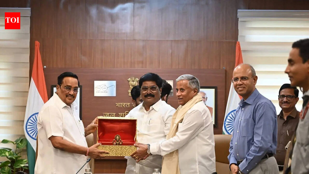 Include ‘jal sahiyas’ in 2nd phase of central scheme: CM